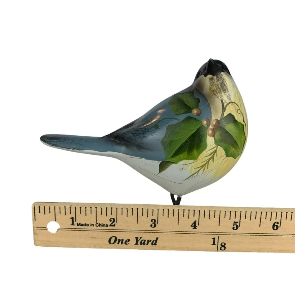 Vtg Hand Painted Bird Figurine Winter Holly Berry Black-Capped Chickadee Holiday - Picture 8 of 8